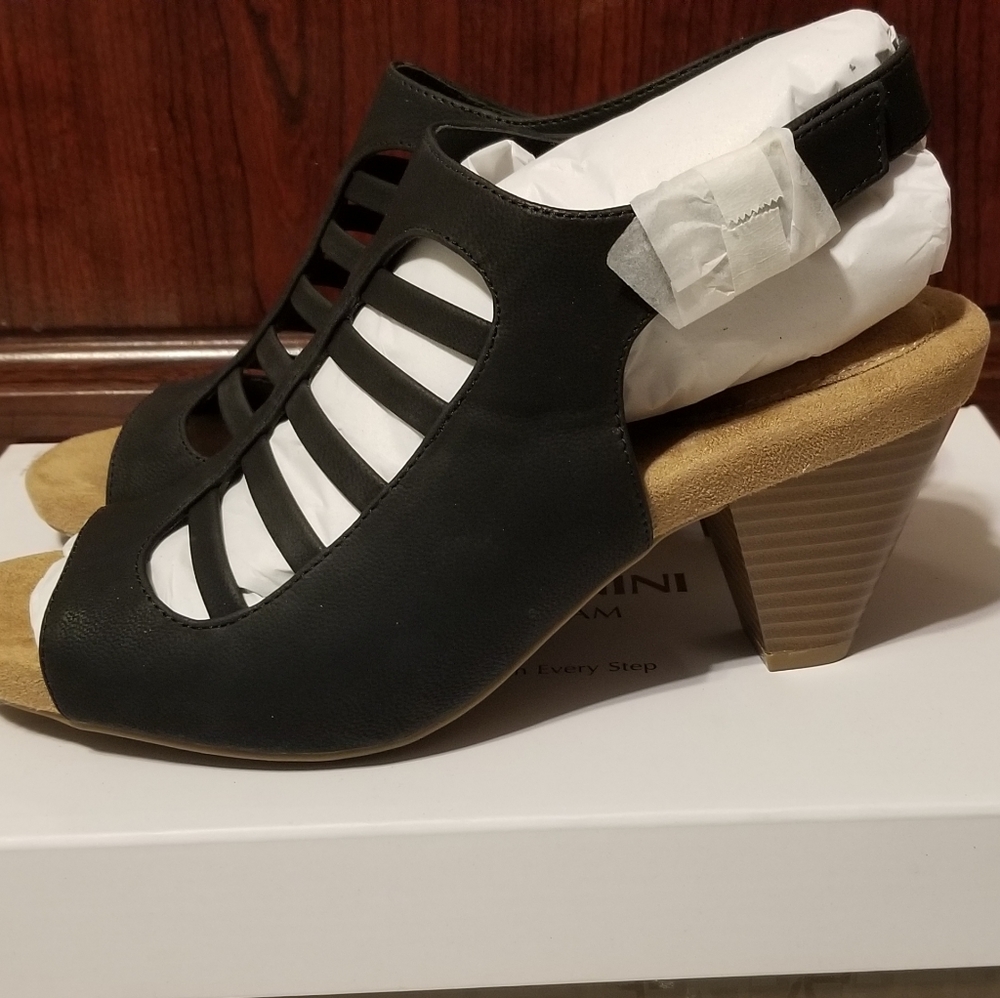 Giani Bernini sandals